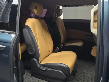 2021 Kia Carnival с пробегом 100 089 км