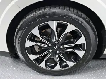 2021 Kia Carnival с пробегом 57 596 км