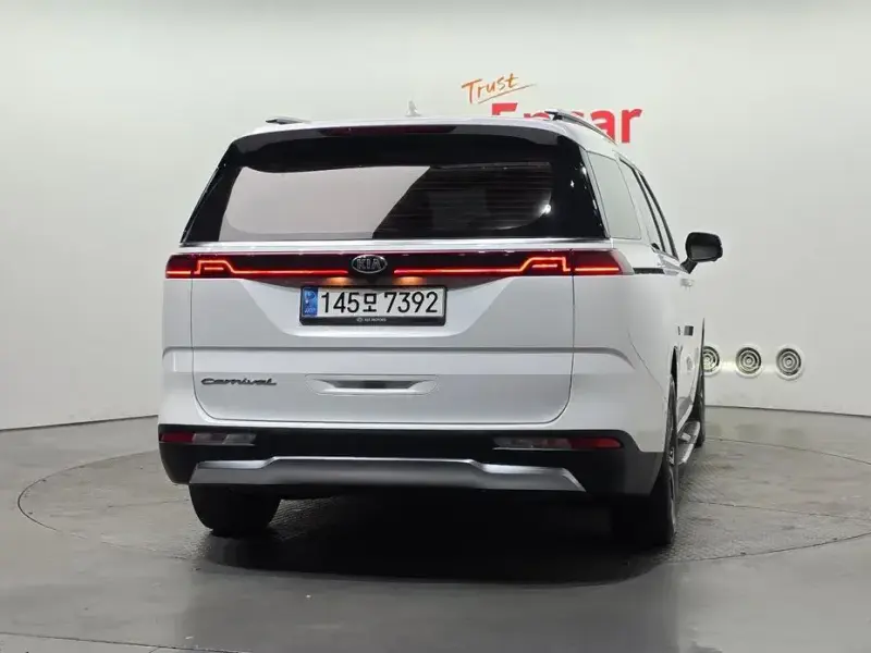 2021 Kia Carnival с пробегом 59 464 км