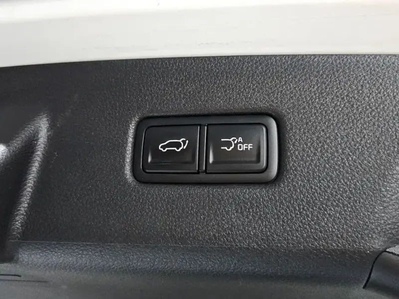 2021 Kia Carnival с пробегом 57 596 км