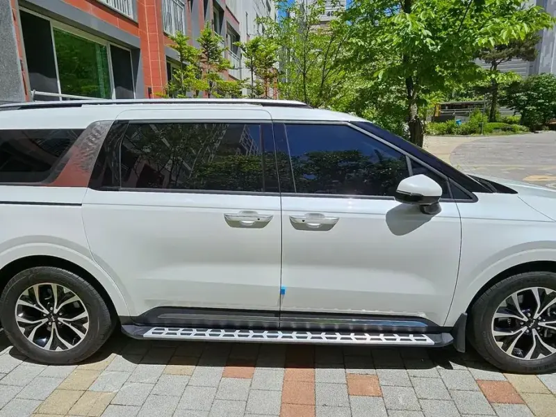 2022 Kia Carnival с пробегом 17 625 км