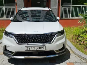 2022 Kia Carnival с пробегом 17 625 км