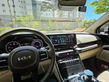 2022 Kia Carnival с пробегом 17 625 км