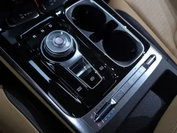 2023 Kia Carnival с пробегом 26 812 км