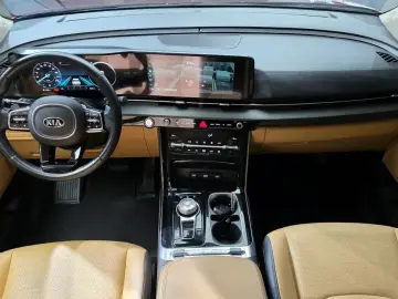 2021 Kia Carnival с пробегом 56 929 км