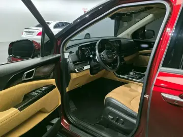2021 Kia Carnival с пробегом 56 929 км