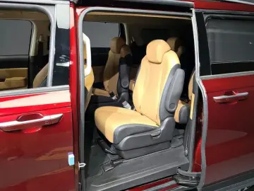 2021 Kia Carnival с пробегом 56 929 км