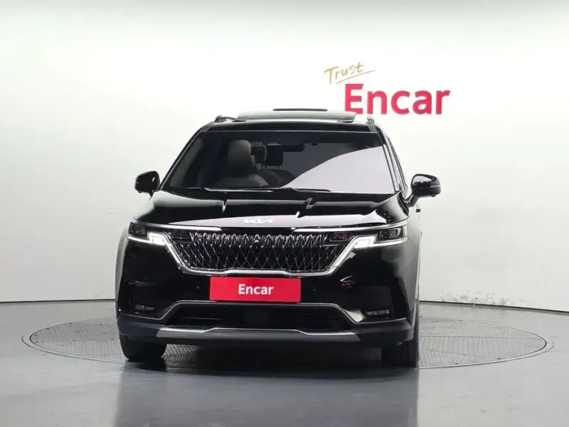 2022 Kia Carnival с пробегом 72 937 км