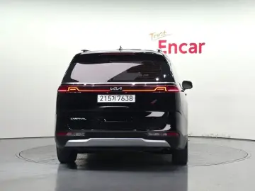 2022 Kia Carnival с пробегом 72 937 км