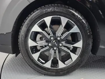 2022 Kia Carnival с пробегом 45 504 км