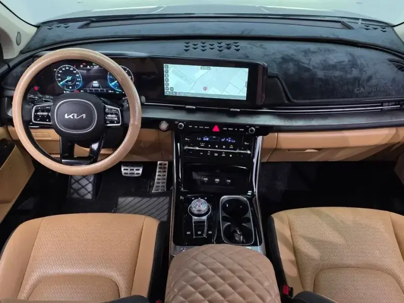 2022 Kia Carnival с пробегом 45 504 км
