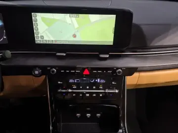 2023 Kia Carnival с пробегом 70 318 км
