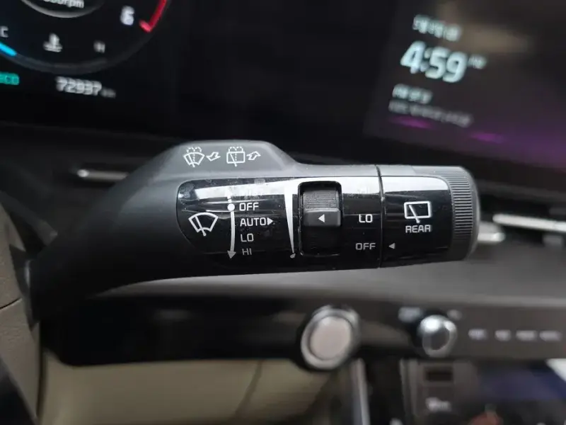 2022 Kia Carnival с пробегом 72 937 км