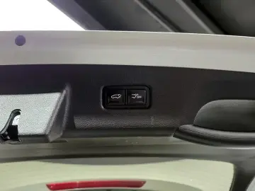 2023 Kia Carnival с пробегом 70 318 км