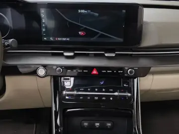 2022 Kia Carnival с пробегом 72 937 км