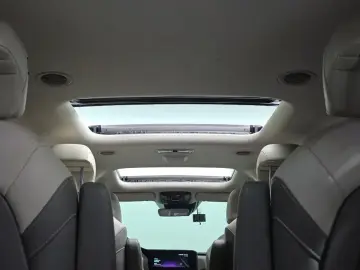 2022 Kia Carnival с пробегом 72 937 км