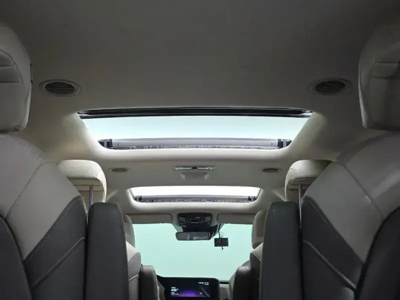 2022 Kia Carnival с пробегом 72 937 км