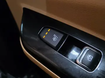 2022 Kia Carnival с пробегом 45 504 км