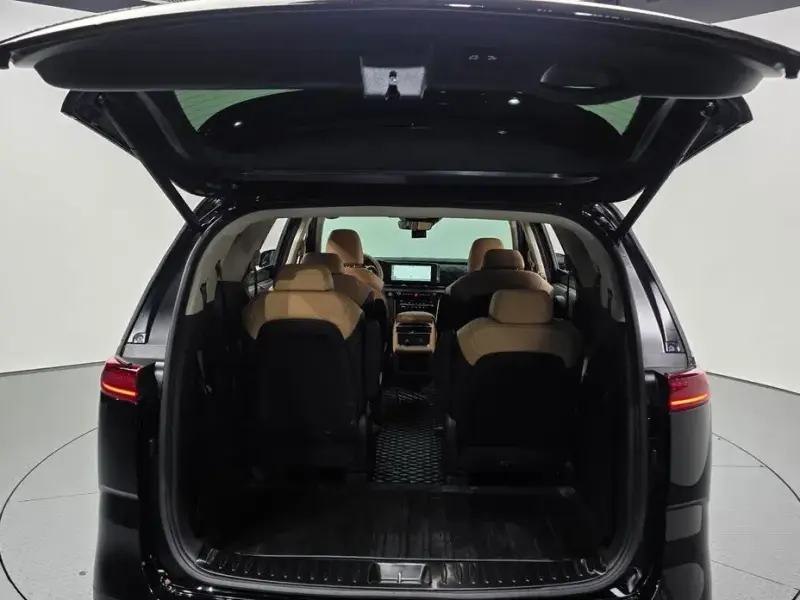 2022 Kia Carnival с пробегом 45 504 км