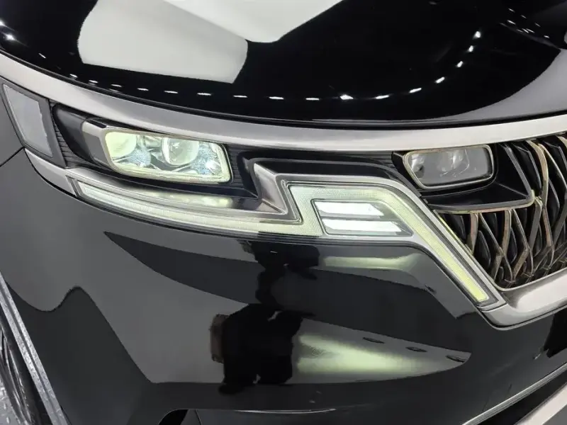 2022 Kia Carnival с пробегом 45 504 км