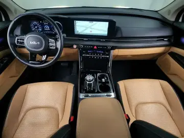 2023 Kia Carnival с пробегом 42 522 км