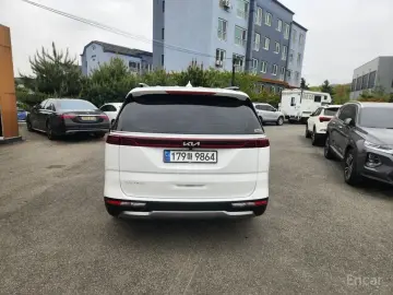 2023 Kia Carnival с пробегом 64 925 км
