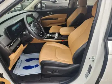 2023 Kia Carnival с пробегом 64 925 км