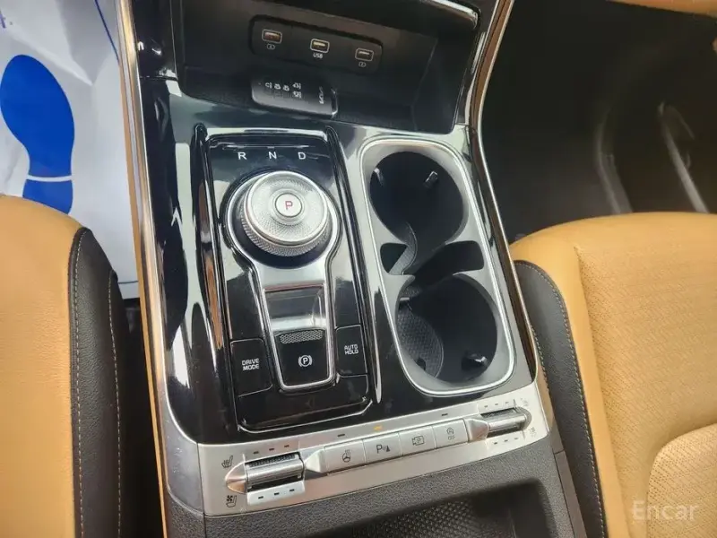 2023 Kia Carnival с пробегом 64 925 км