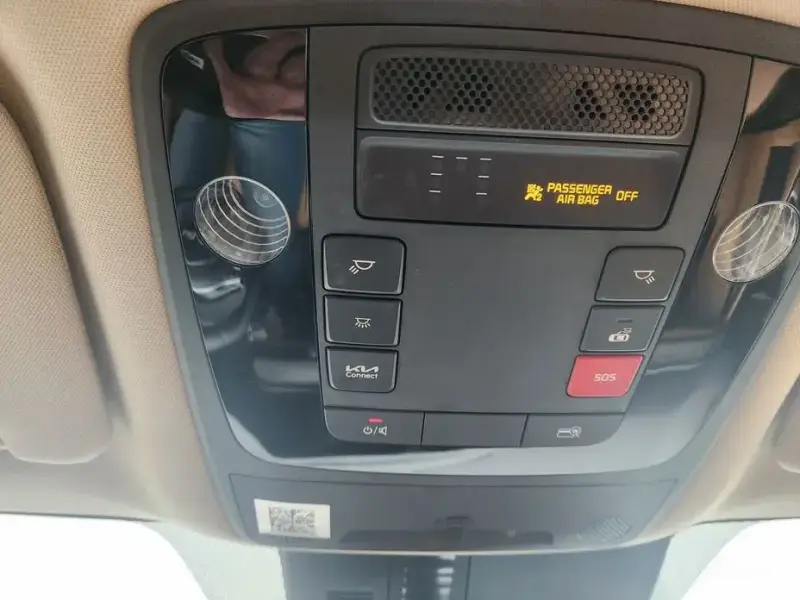 2023 Kia Carnival с пробегом 64 925 км