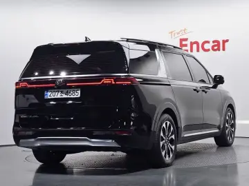 2021 Kia Carnival с пробегом 105 394 км