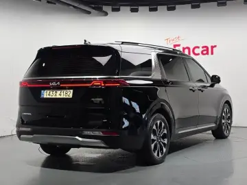 2022 Kia Carnival с пробегом 71 653 км