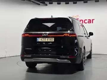 2022 Kia Carnival с пробегом 71 653 км