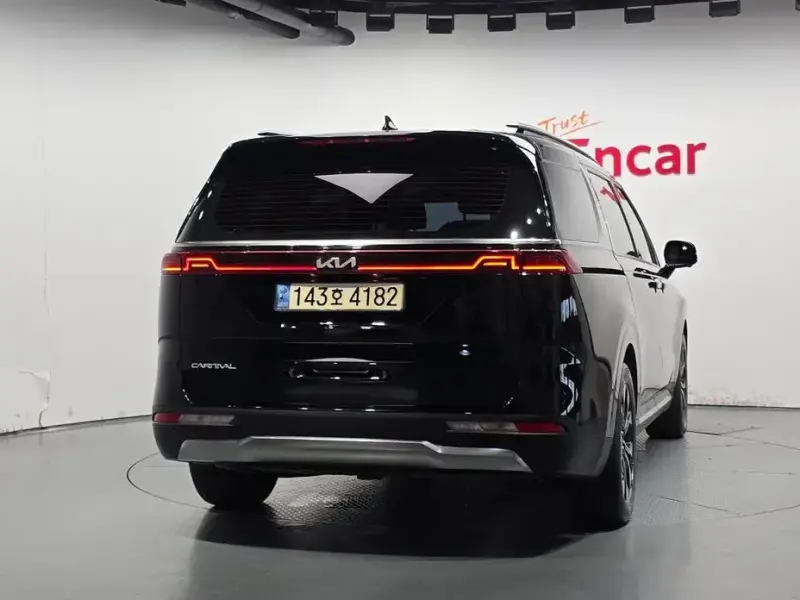 2022 Kia Carnival с пробегом 71 653 км