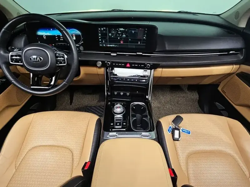2021 Kia Carnival с пробегом 105 394 км