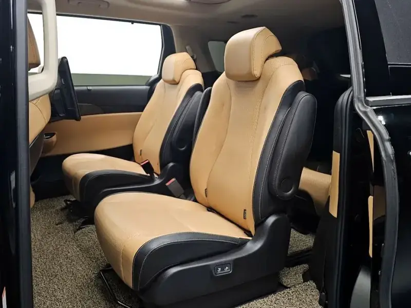 2021 Kia Carnival с пробегом 105 394 км