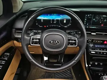 2021 Kia Carnival с пробегом 105 394 км