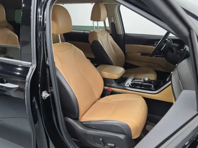 2022 Kia Carnival с пробегом 71 653 км