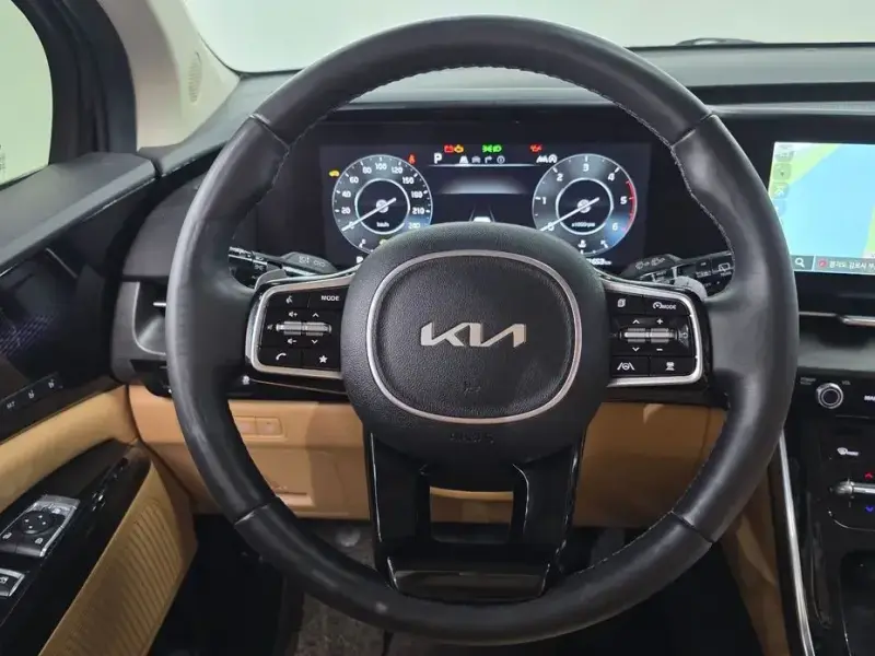 2022 Kia Carnival с пробегом 71 653 км