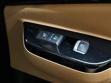 2021 Kia Carnival с пробегом 105 394 км