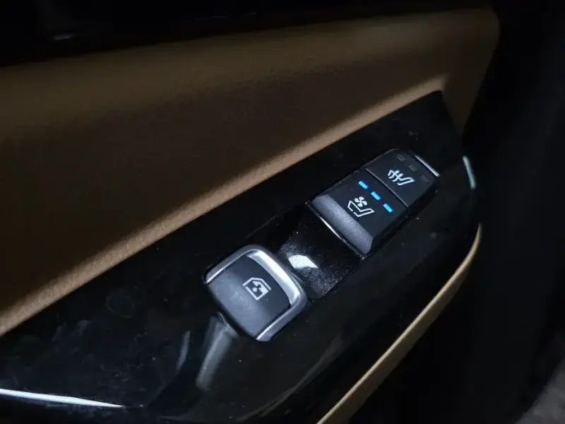 2022 Kia Carnival с пробегом 71 653 км