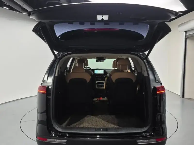 2022 Kia Carnival с пробегом 71 653 км