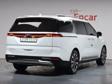 2022 Kia Carnival с пробегом 61 714 км