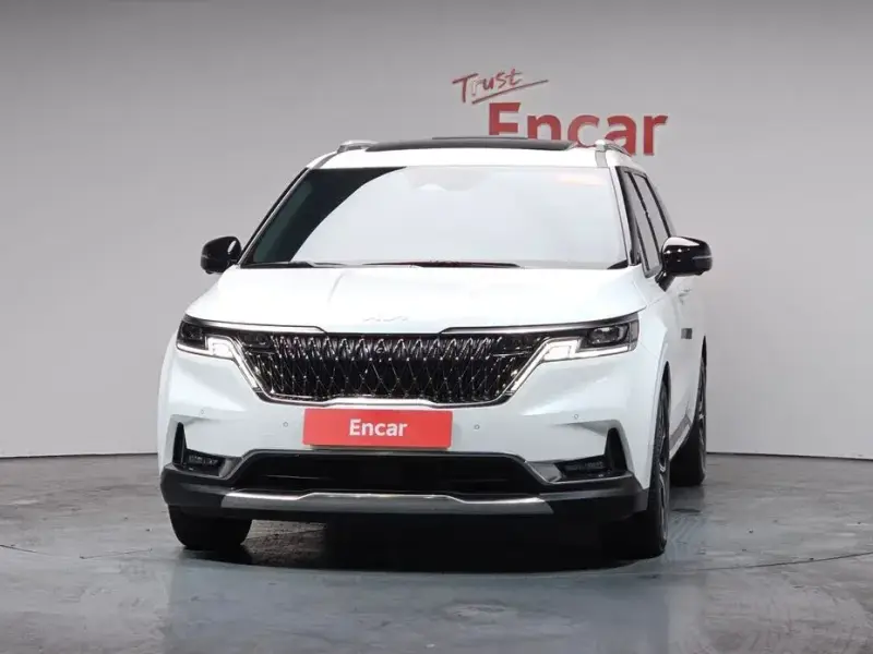 2022 Kia Carnival с пробегом 61 714 км
