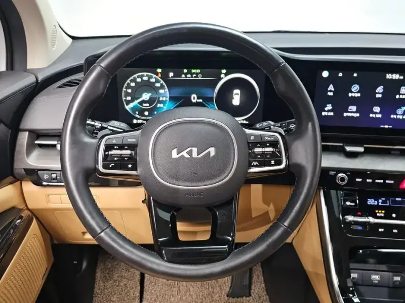 2022 Kia Carnival с пробегом 61 714 км