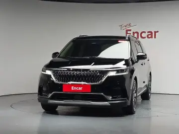 2022 Kia Carnival с пробегом 37 745 км