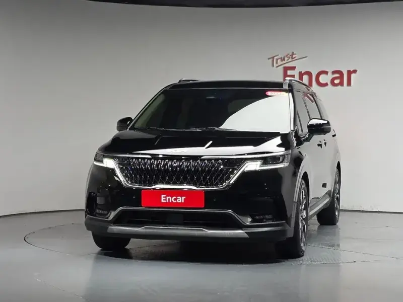 2022 Kia Carnival с пробегом 37 745 км