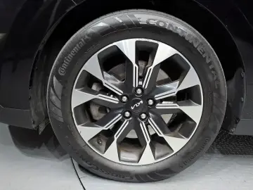 2023 Kia Carnival с пробегом 67 052 км