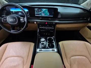 2023 Kia Carnival с пробегом 67 052 км
