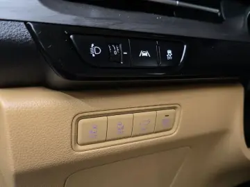 2023 Kia Carnival с пробегом 67 052 км