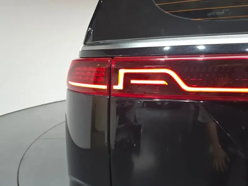 2022 Kia Carnival с пробегом 37 745 км